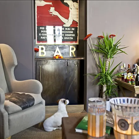 Porcellino Gallery Art Boutique Bb-2